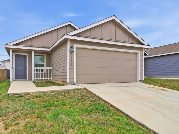 1323 Flame Tanager, San Antonio, TX 78245