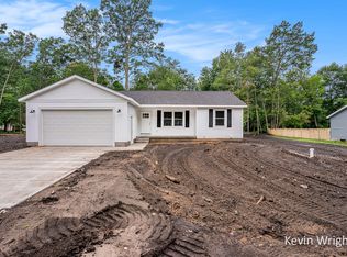 3673 Waalkes St, Norton Shores, MI 49444