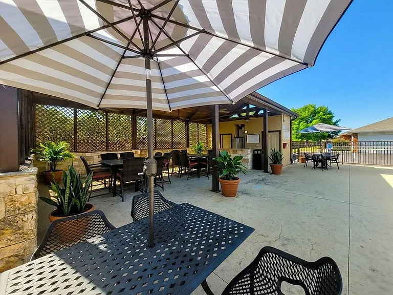 The Augusta at Gruene Garden Apartments — Photo 16