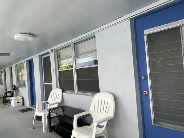 9140 Collins Ave APT J, Surfside, FL 33154