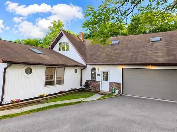 615 Twin Flower Cir, Kunkletown, PA 18058