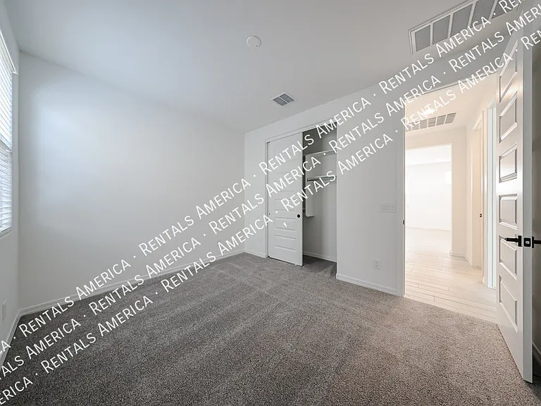 8725 W Windsor Blvd — Photo 22