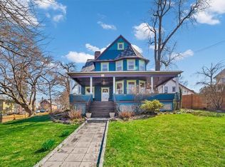 305 Simpson Pl, Peekskill, NY 10566