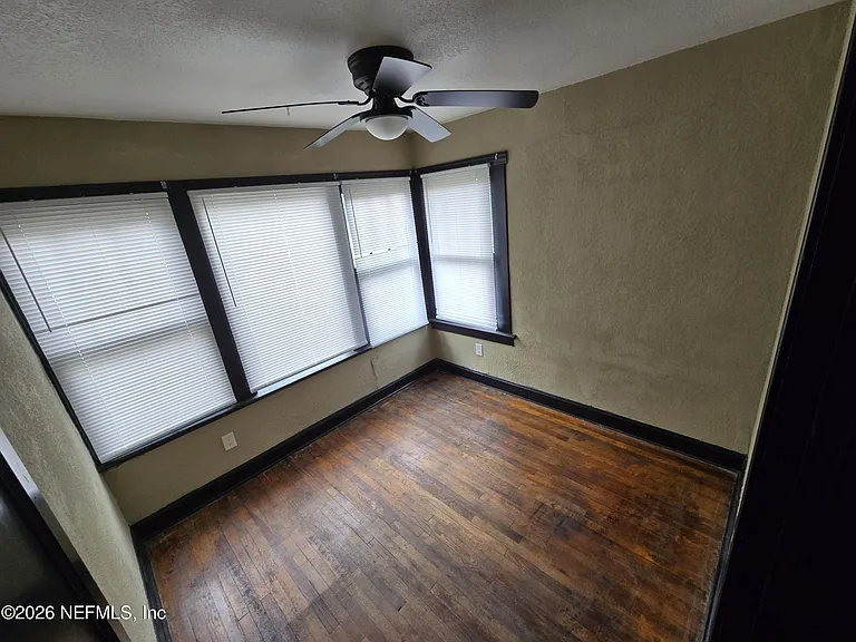 41 Tallulah Ave — Photo 7