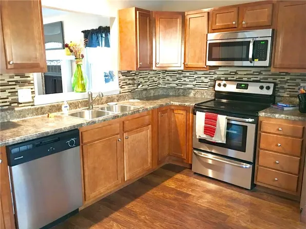 1142 Woodcock Ln, Virginia Beach, VA 23454