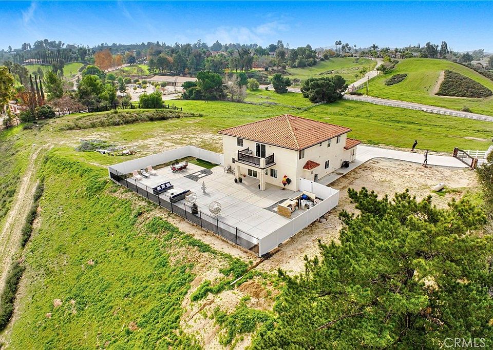 2nd image of 31291 Tommy Ln
