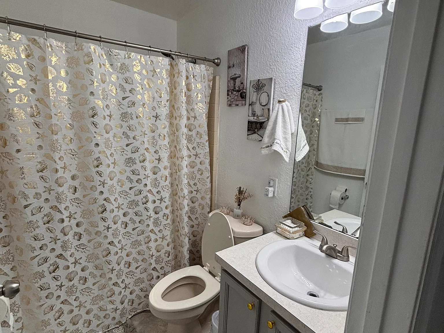 2 bed, 1076 sqft, $1,200 — Photo 4