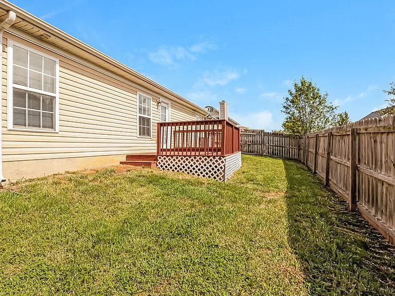 165 Howard Woody Dr — Photo 19