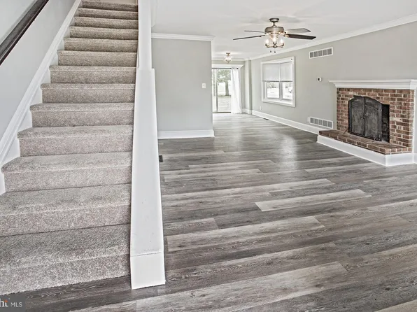 401 Barley Dr, Newark, DE 19702