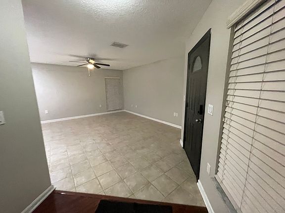 4th image of 222 Carpenters Way APT 76