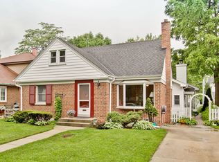 708 S Fairview Ave, Park Ridge, IL 60068