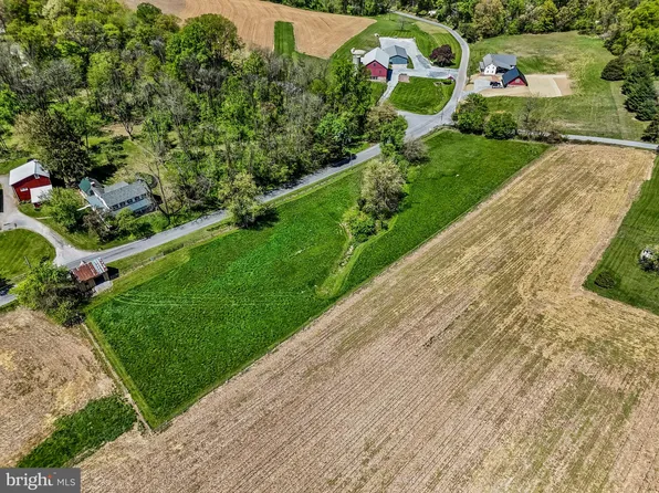 3099 Bailey Crossroads Rd, Atglen, PA 19310