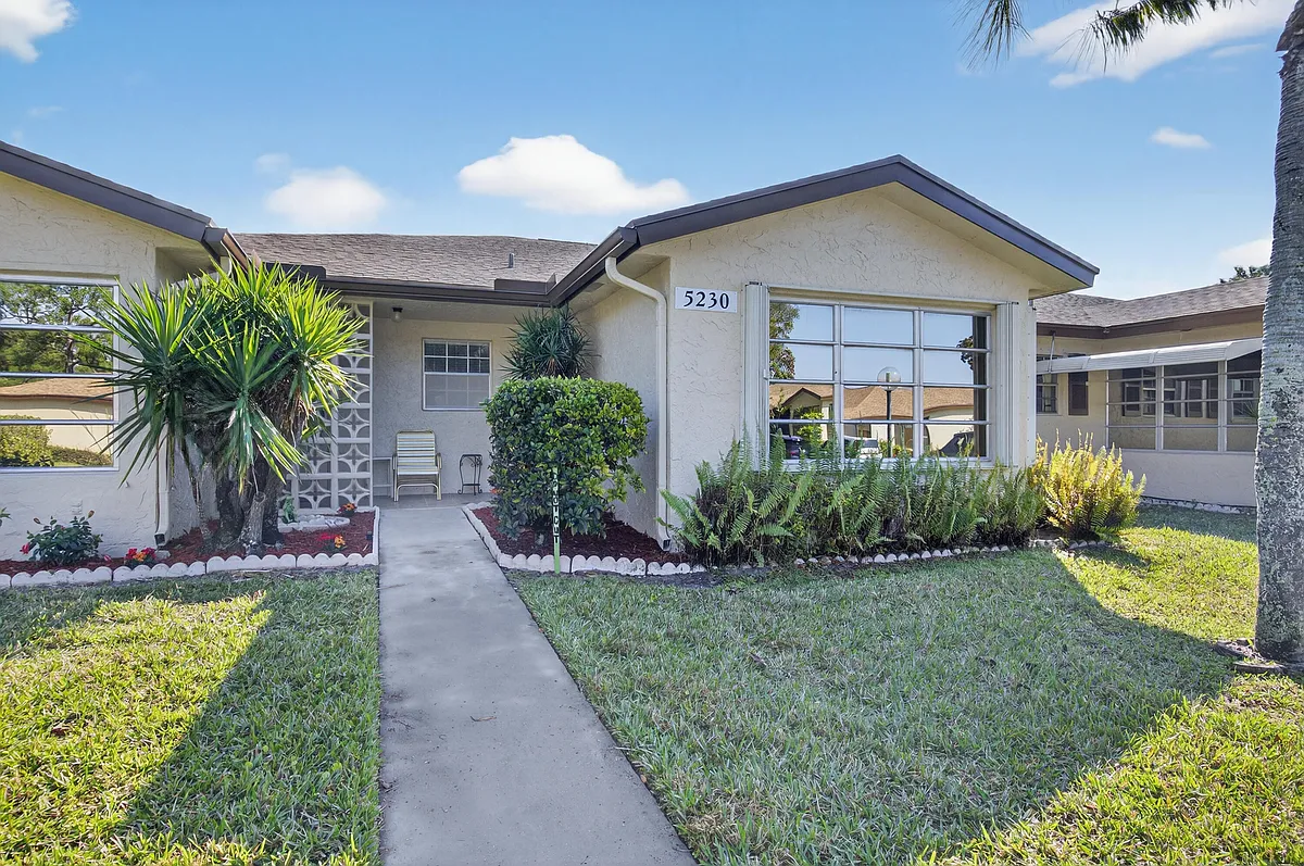 Building Photo - 5230 Nesting Way #B