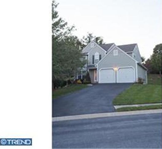1st image of 432 Carpenters Cove Ln