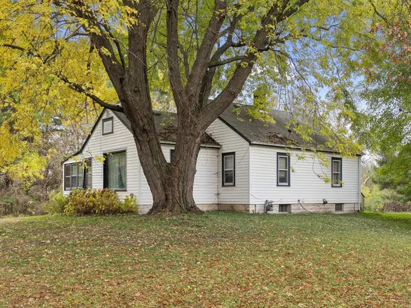 285 N Old Crystal Bay Rd, Long Lake, MN 55356