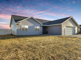 1918 Brownell St, Saint Charles, MN 55972