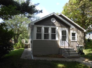 835 Steely St, Waterloo, IA 50703