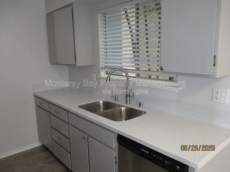 851 Taylor St #8 — Photo 7