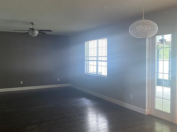 5th image of 10417 Kristen Park Dr