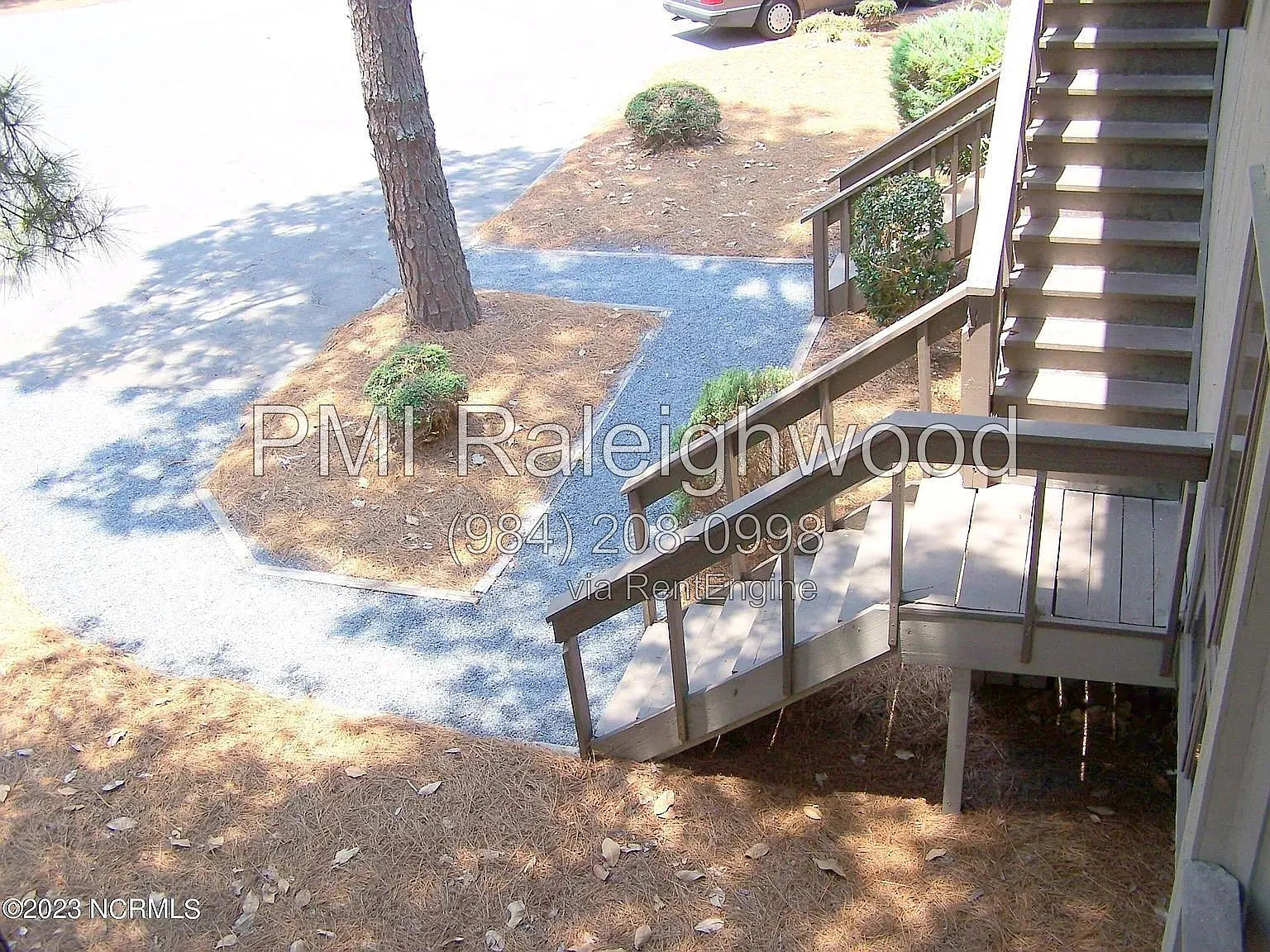 2 bed, 2.0 bath, 1010 sqft, $1,325 — Photo 2