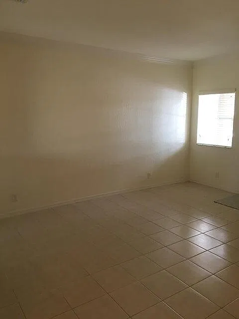 3 bed, 2.5 bath, 1801 sqft, $2,900 — Photo 4