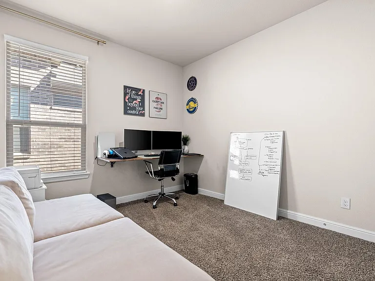 5505 Cypress Point Dr — Photo 13