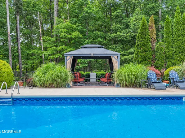 10 Jefferson Court, Jackson, NJ 08527