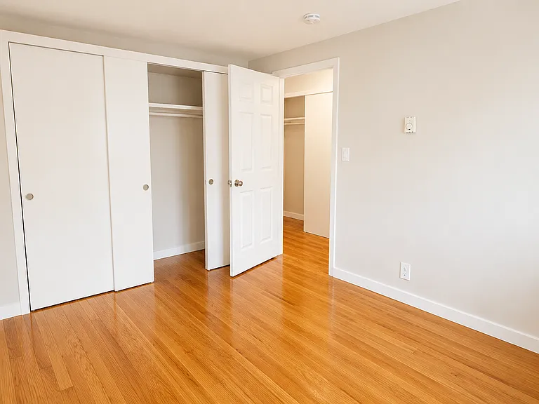 320 Valley St — Photo 19