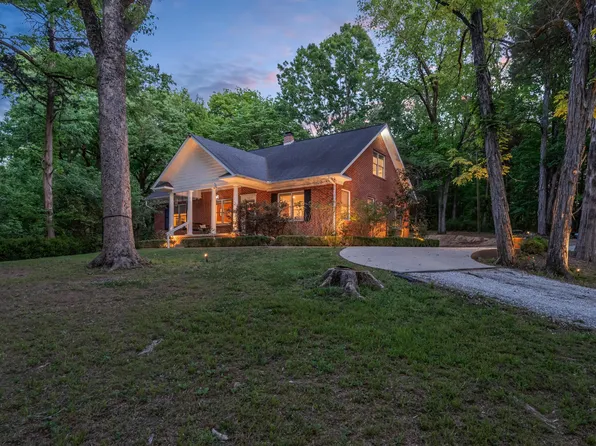 711 Greensboro St, Starkville, MS 39759