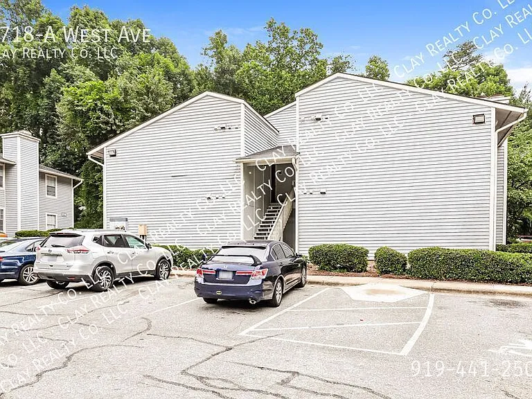 3718A West Ave — Photo 9