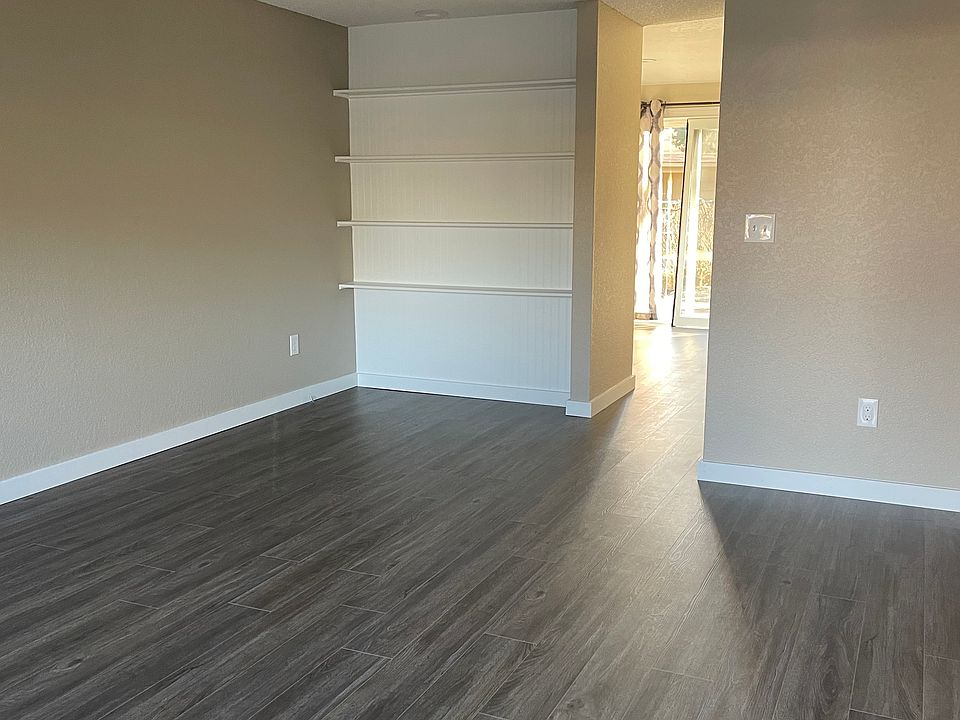 Living. Area