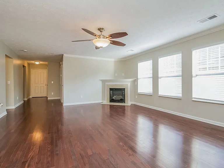 129 Sophie Dr — Photo 5