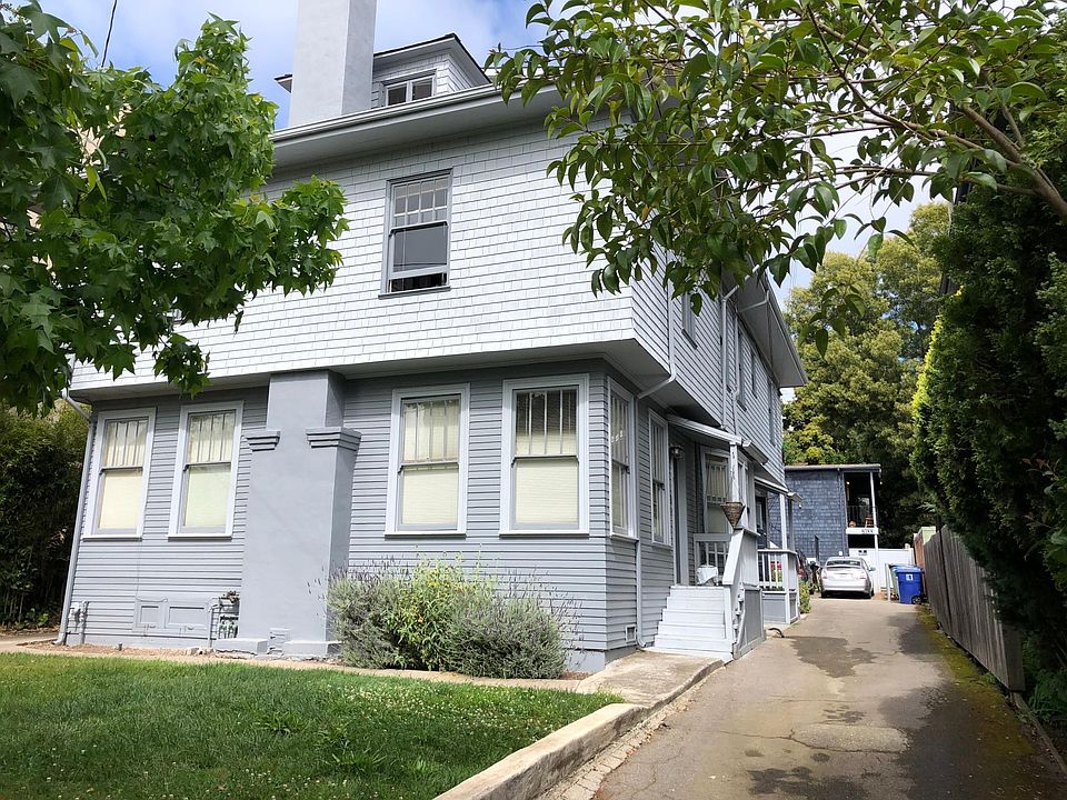 2635 Hillegass Ave.
Between Parker and Derby