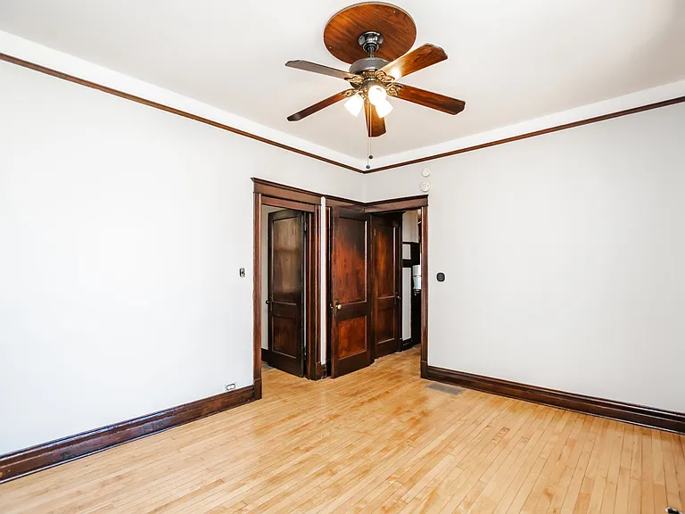 2624 W Iowa St #1R — Photo 7