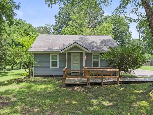 215 Jernigan Dr, Somerville, TN 38068