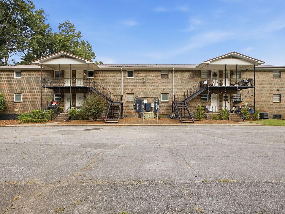 1st image of 8372 Thomas Ave #202