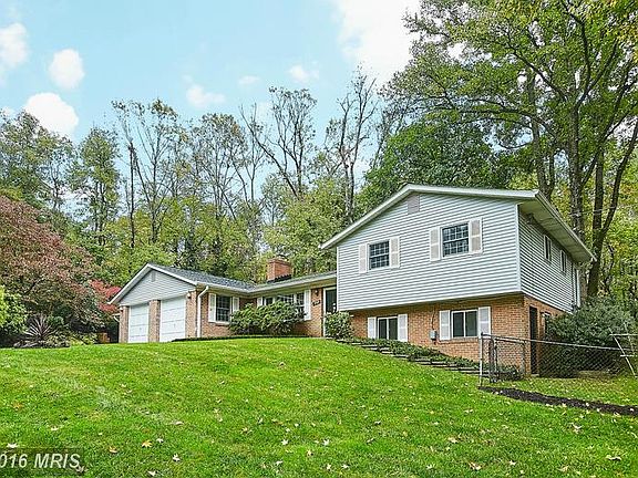 2nd image of 3509 Beverly Dr