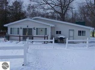 254 Wildwood Rd, Hale, MI 48739