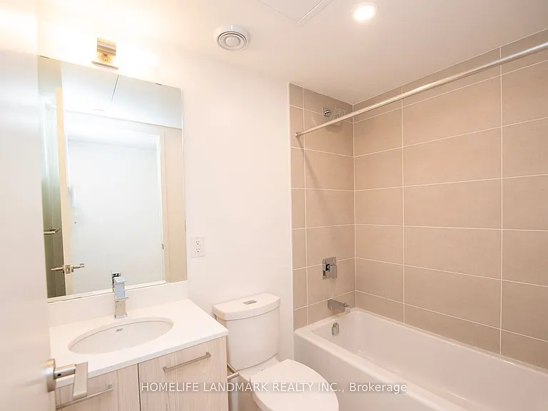 65 Mutual St E #1005 — Photo 9