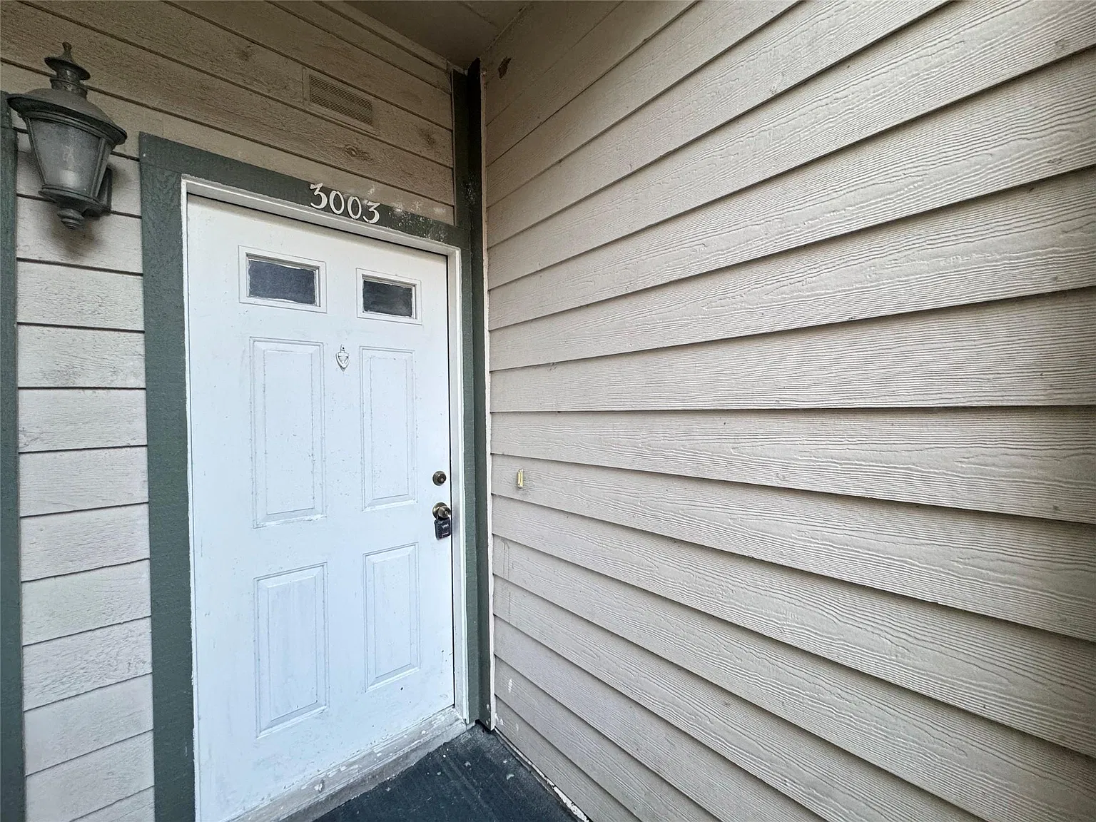 6500 Harbor Town Dr — Photo 3