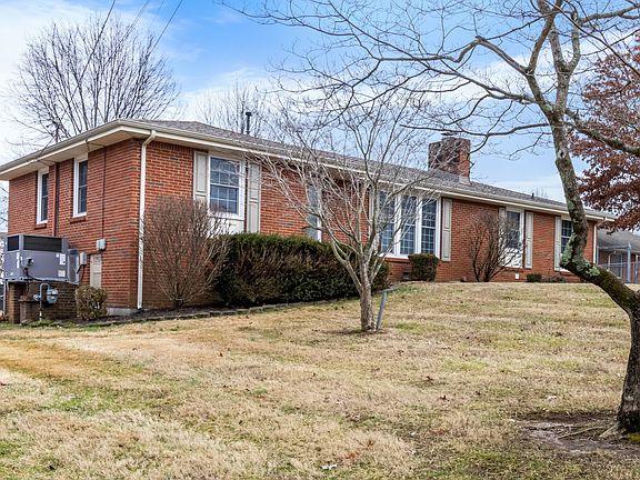 2nd image of 165 E Regent Dr