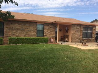 198 Oakland St, Graham, TX 76450