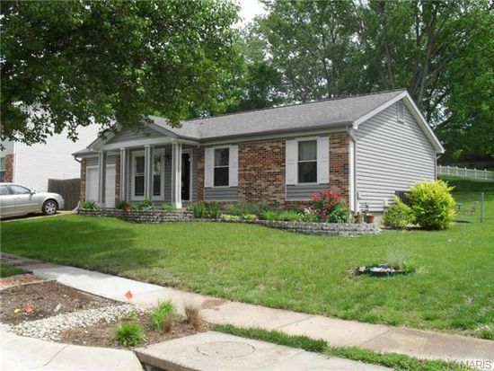 7018 Grassy Valley Dr, Saint Louis, MO 63129