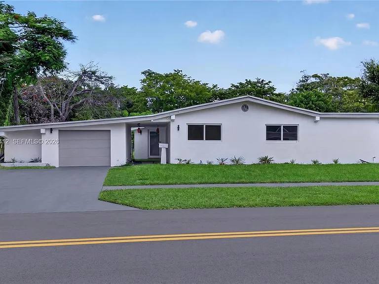 5715 Jackson St — Photo 3