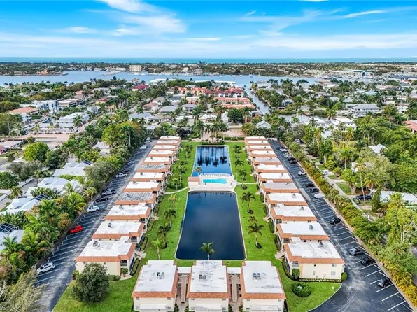 1155 Sandpiper St, Naples, FL