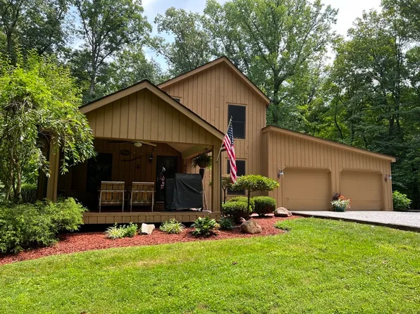 9091 N Gold Creek Ln, Mooresville, IN 46158