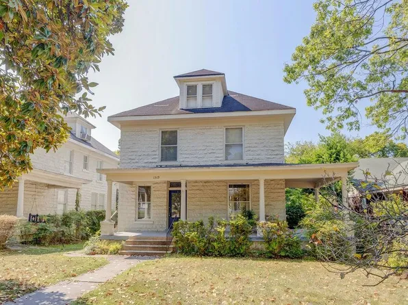 1319 Harbert Ave, Memphis, TN 38104
