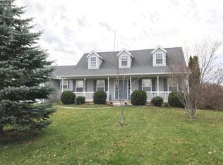 16808 Pitts Rd, Wellington, OH 44090