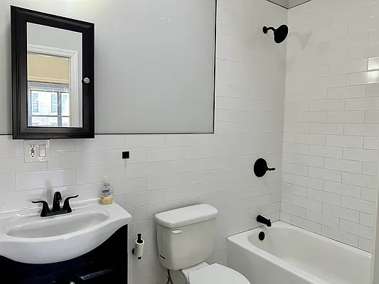 Rented by Compass | media 16