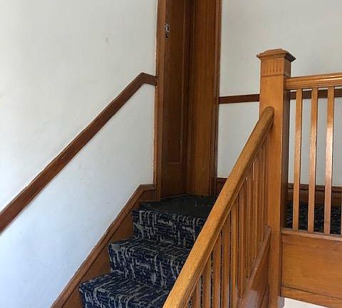 3rd image of 4720 W Cornelia Ave #2